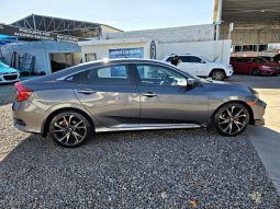 Honda Civic 2016 lleno
