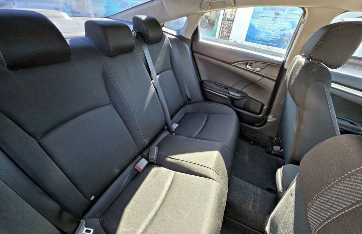 Honda Civic 2016 lleno