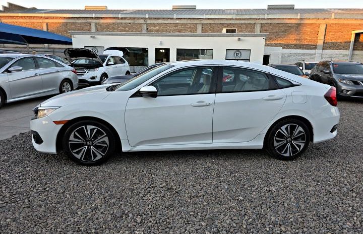 Honda Civic 2017 lleno