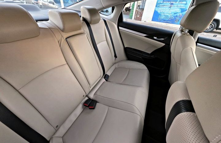 Honda Civic 2017 lleno