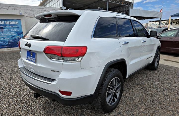 Jeep Grand Cherokee 2017 lleno