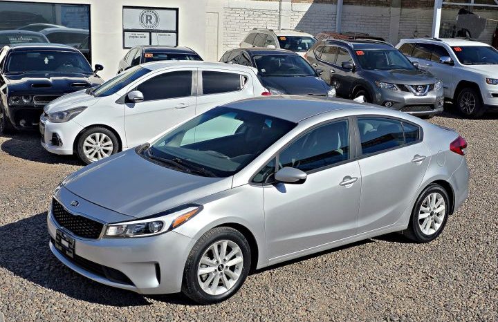 Kia Forte 2017 lleno