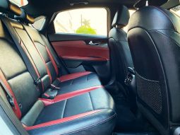 Kia Forte 2019 lleno