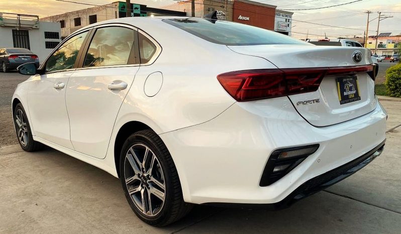 Kia Forte 2019 lleno