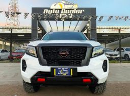 Nissan Frontier 2023 lleno