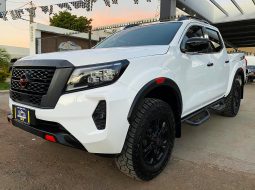 Nissan Frontier 2023 lleno