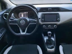 Nissan Versa 2022 lleno
