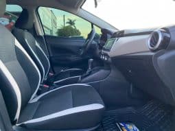 Nissan Versa 2022 lleno