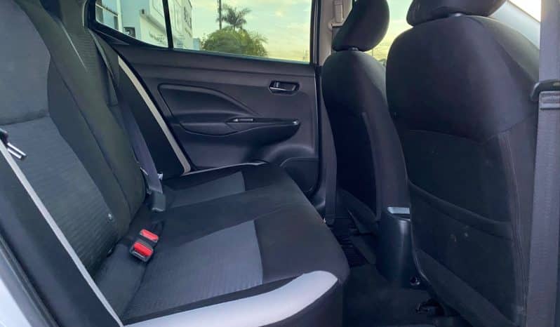 Nissan Versa 2022 lleno