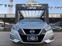 Nissan Versa 2022 lleno