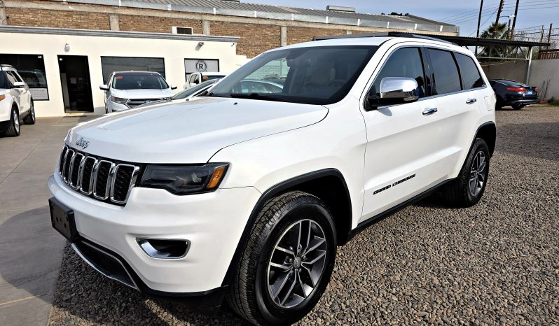 Jeep Grand Cherokee 2017 lleno