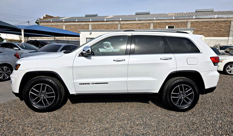Jeep Grand Cherokee 2017 lleno