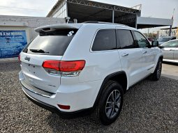 Jeep Grand Cherokee 2017 lleno