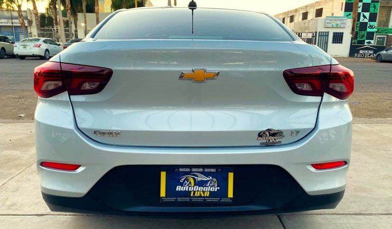 Chevrolet Onix 2021 lleno