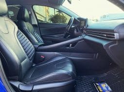 Hyundai Elantra 2023 lleno