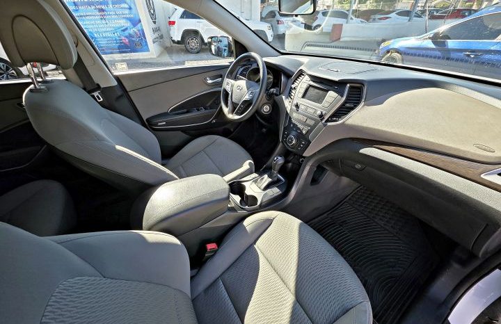Hyundai Santa Fe 2018 lleno