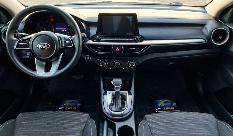 Kia Forte 2021 lleno