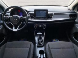 Kia Rio 2023 lleno