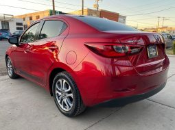 Mazda 2 Touring 2019 lleno