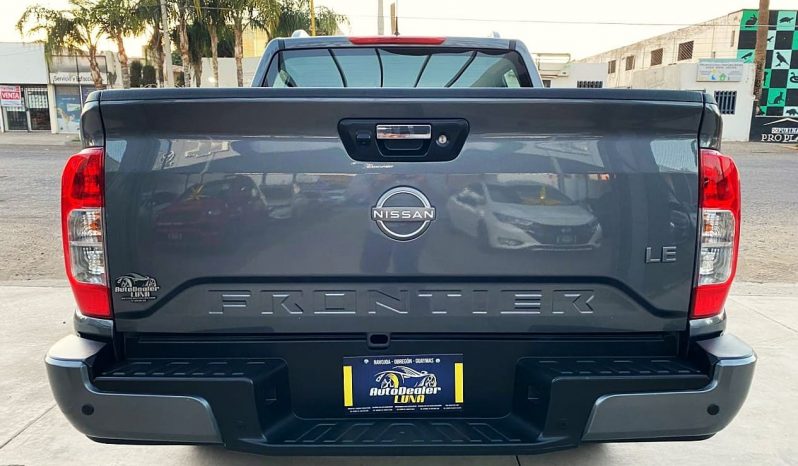 Nissan Frontier 2023 lleno
