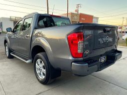 Nissan Frontier 2023 lleno