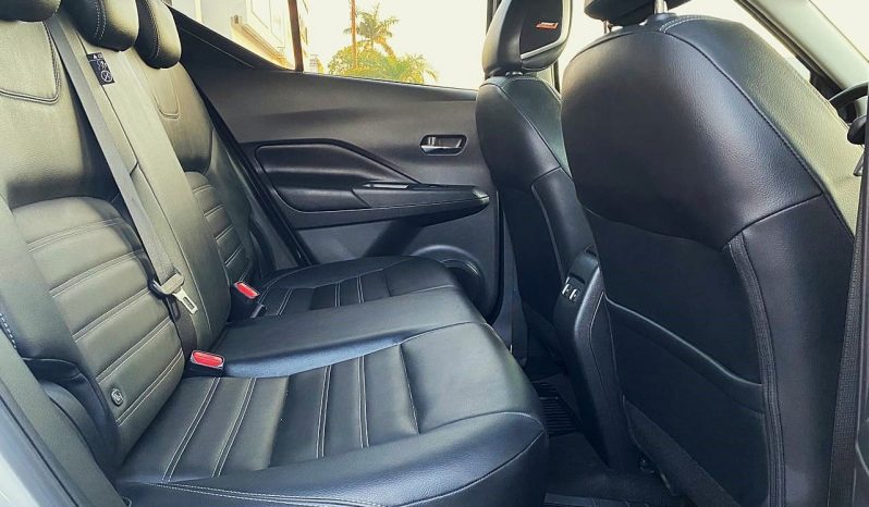 Nissan Kicks 2023 lleno