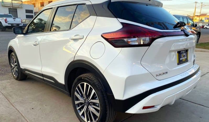 Nissan Kicks 2023 lleno