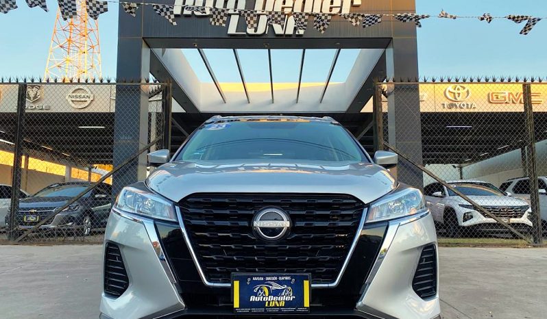 Nissan Kicks 2023 lleno