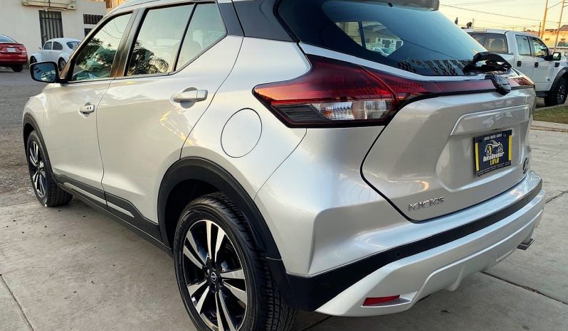 Nissan Kicks 2023 lleno