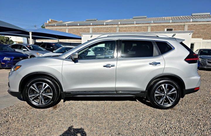 Nissan Rogue 2018 lleno