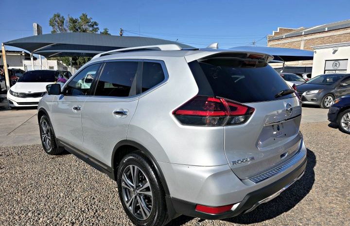 Nissan Rogue 2018 lleno