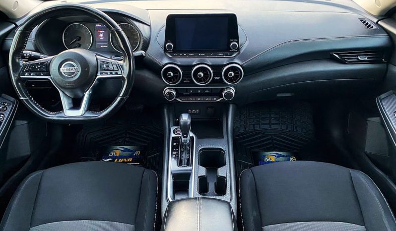 Nissan Sentra 2021 lleno