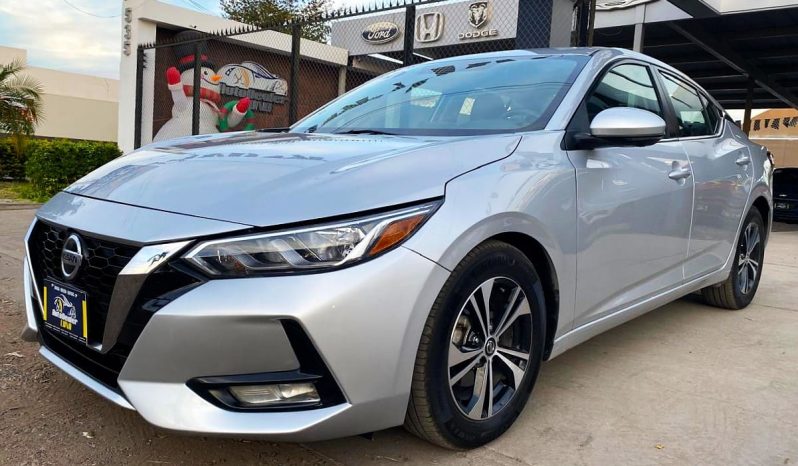 Nissan Sentra 2021 lleno