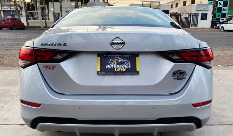 Nissan Sentra 2021 lleno