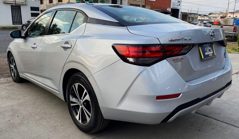 Nissan Sentra 2021 lleno