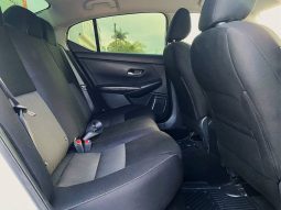 Nissan Sentra 2023 lleno