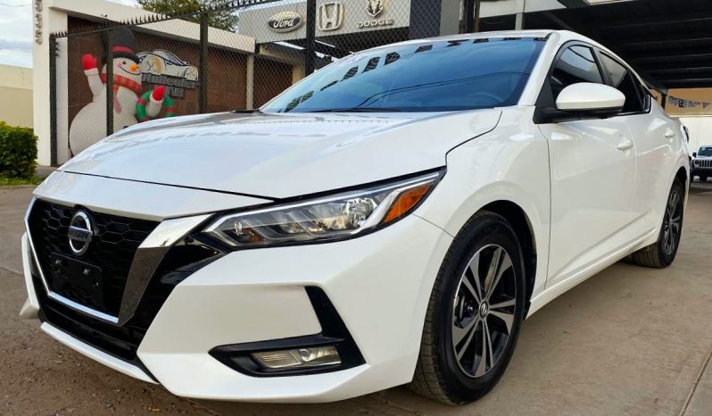 Nissan Sentra 2023 lleno