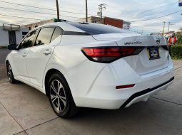 Nissan Sentra 2023 lleno