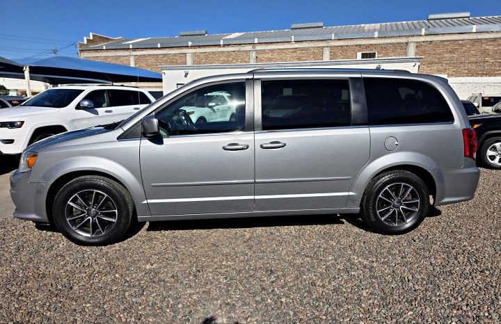 Dodge Grand Caravan SXT 2016 lleno