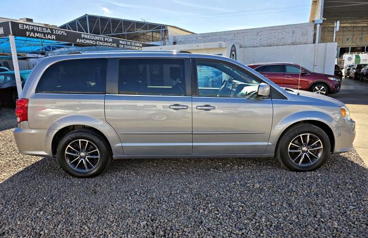 Dodge Grand Caravan SXT 2016 lleno
