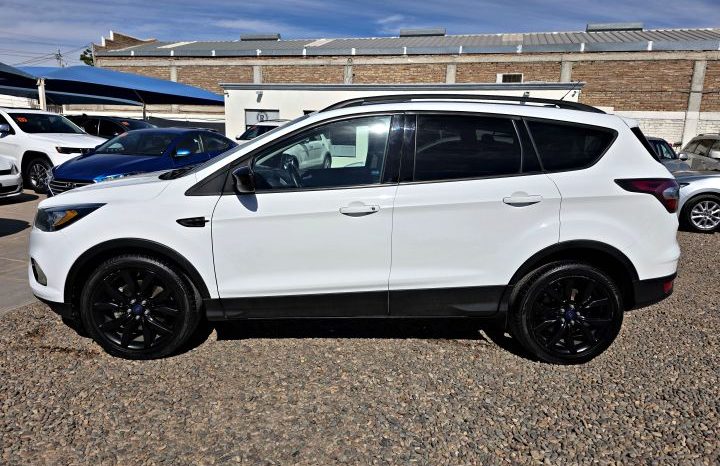 Ford Escape 2017 lleno