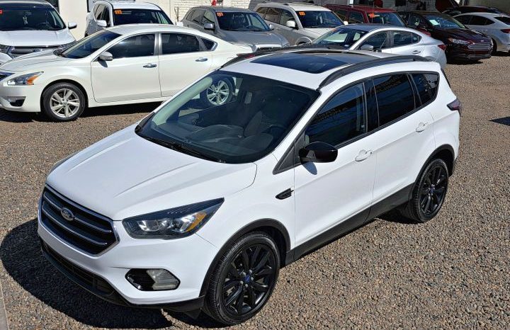 Ford Escape 2017 lleno