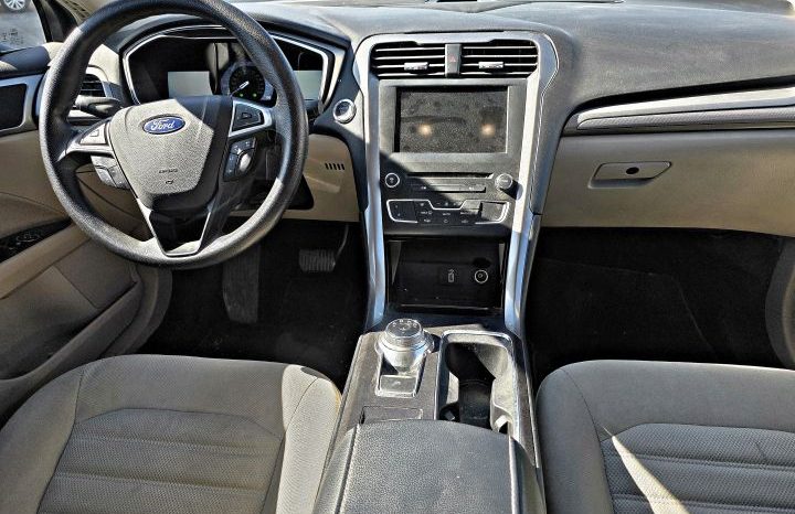 Ford Fusion 2017 lleno