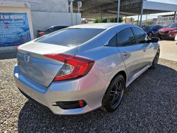 Honda Civic 2016 lleno