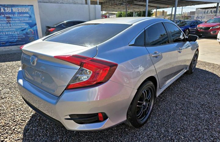 Honda Civic 2016 lleno