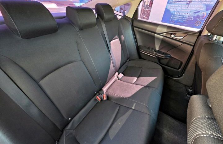 Honda Civic 2016 lleno