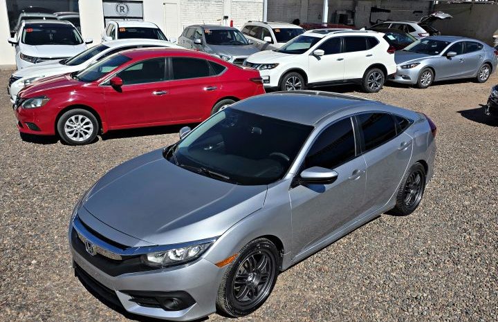 Honda Civic 2016 lleno