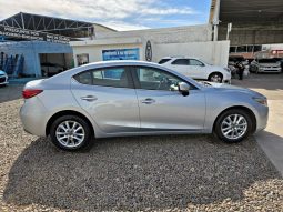 Mazda 3 iTouring 2018 lleno