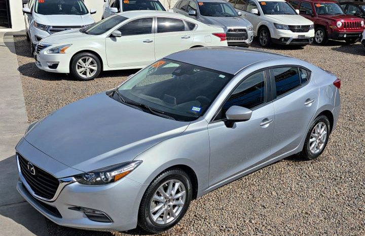 Mazda 3 iTouring 2018 lleno