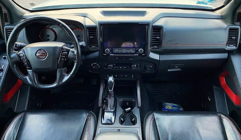 Nissan Frontier 2023 lleno